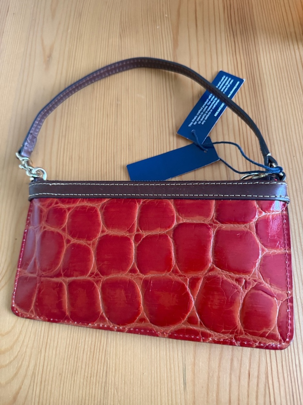 NWT DOONEY BOURKE RED LEATHER WRISTLE - Picture 5 of 8